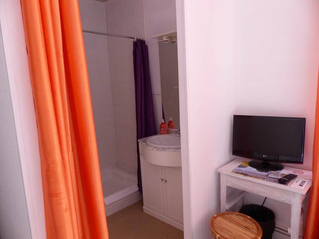 Hotel La Belle Etoile แซงต์-นาแซร์ ภายนอก รูปภาพ
