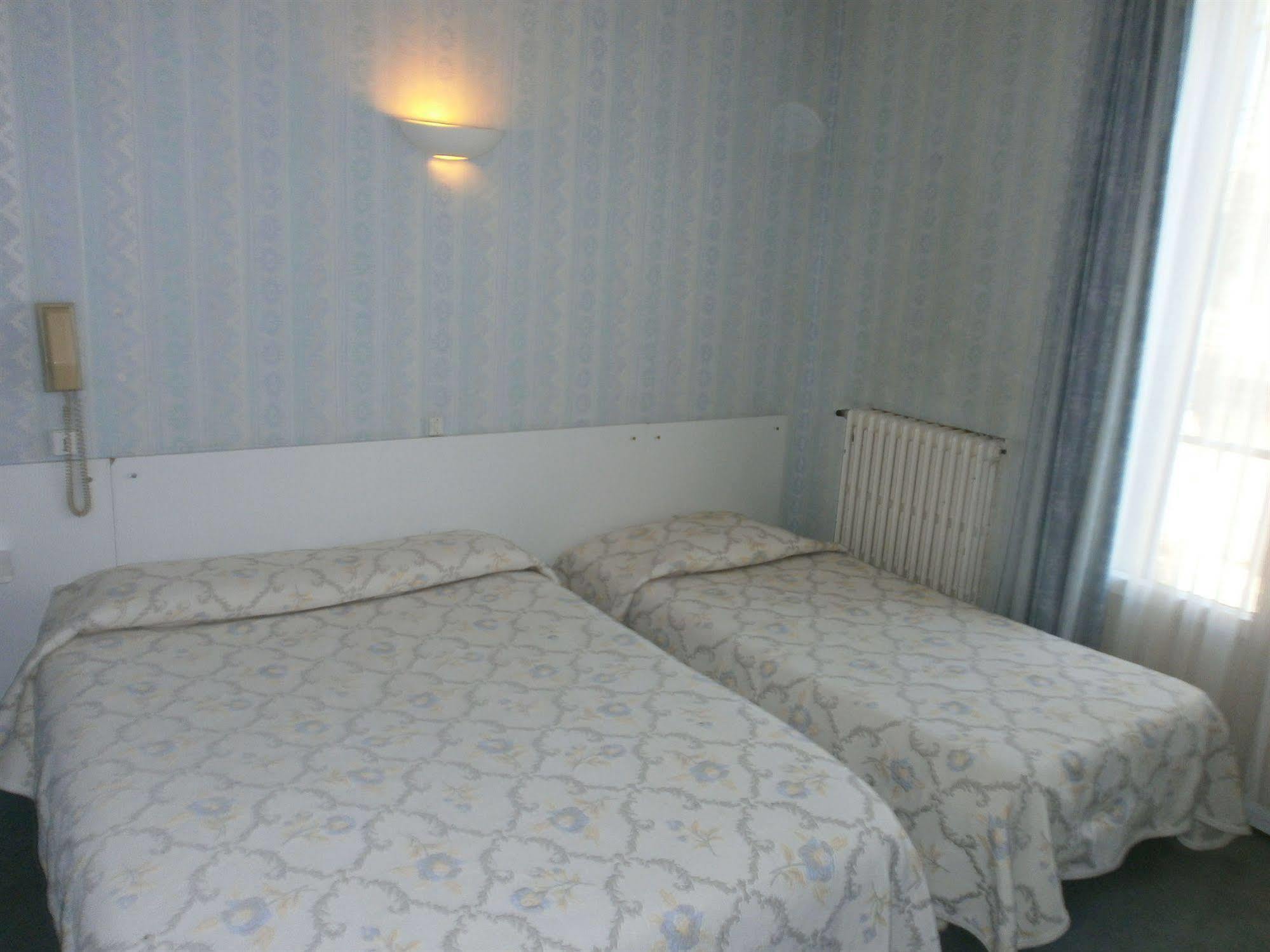 Hotel La Belle Etoile แซงต์-นาแซร์ ภายนอก รูปภาพ